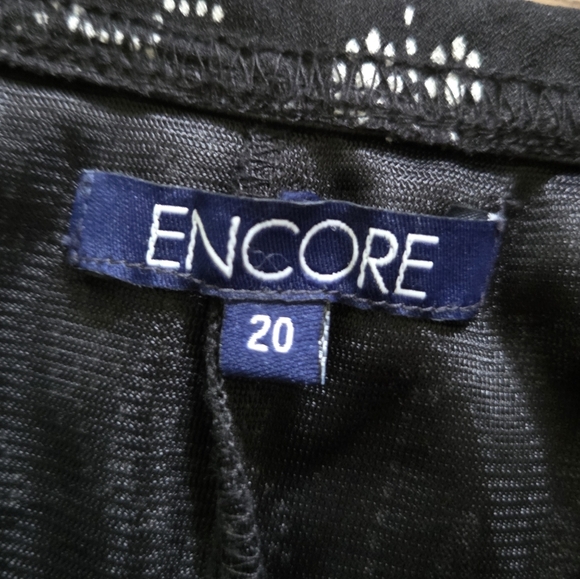 Vintage Y2K Asymmetrical Black White Skirt Size 20 Floral Witchy Whimsygoth - Picture 4 of 9